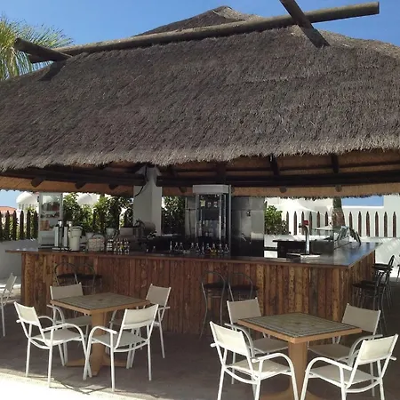 Adeje Paradise * أذيخي